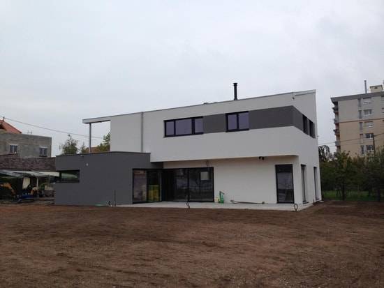 Construction d'une maison contemporaine sur-mesure avec un étage à Molsheim dans le Bas-Rhin